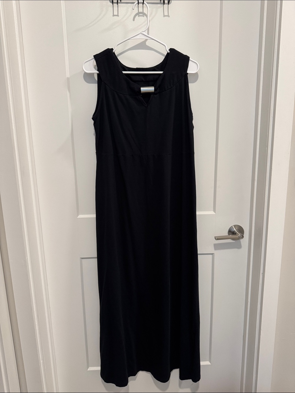 D &Co Sleeveless Black Maxi Dress size M